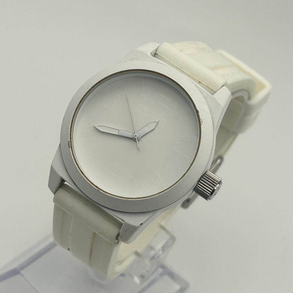 Kenneth Cole Reaction RK2224 White Analog Watch Working New Battery